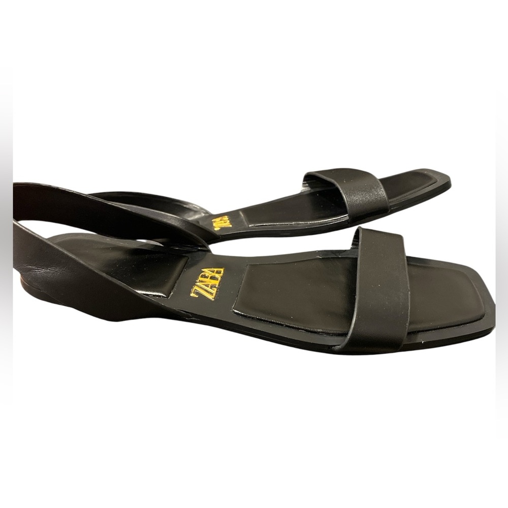 ZARA Black Leather Flat Sandals Size 38 Square Toe Minimalist Slingback - Picture 2 of 5